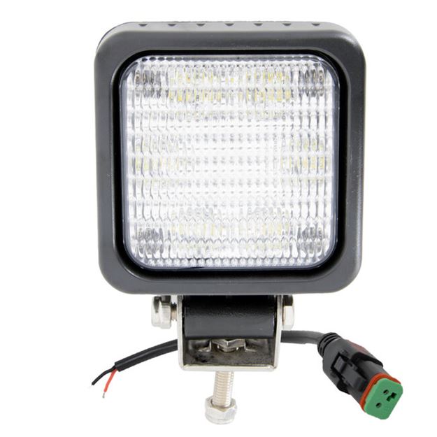 Image sur PHARE DE TRAVAIL CARRE 6 LED 3000LM + PRISE DEUTSCH + FAISCEAU